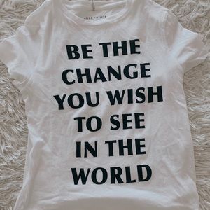 Alice and Olivia t-shirt, size XS, super soft!